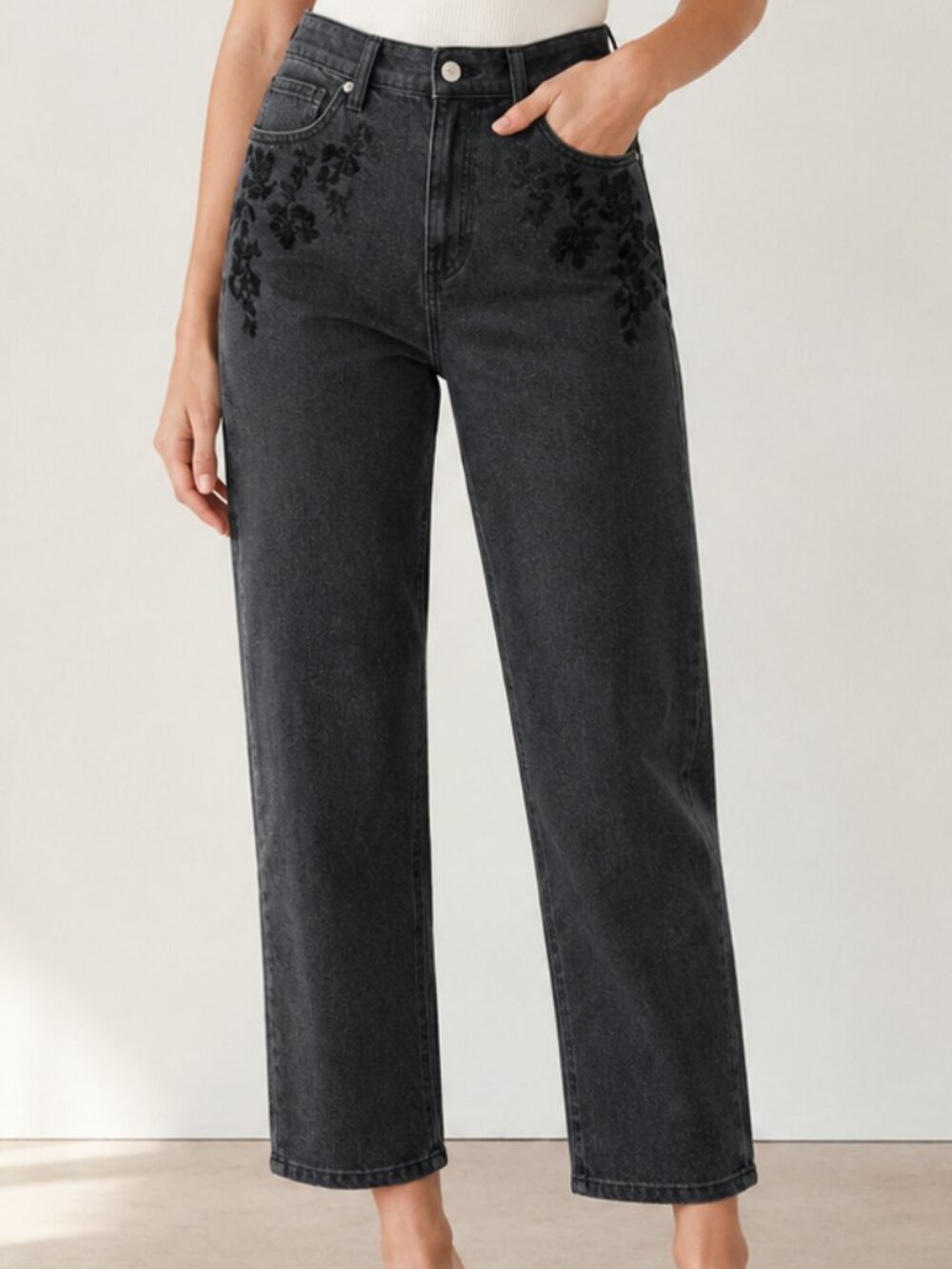 INC International Concepts NEW Black Embroidered High Rise Straight Jeans SZ 8